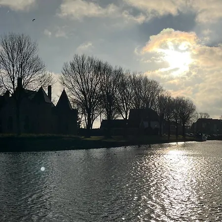 Bed En Breakfast Medemblik Couette-café